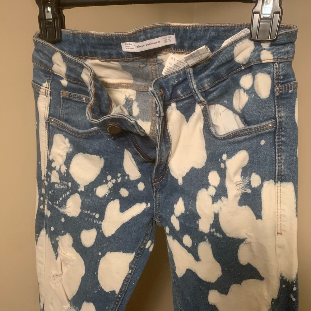 Jeans - Picture 2 of 4
